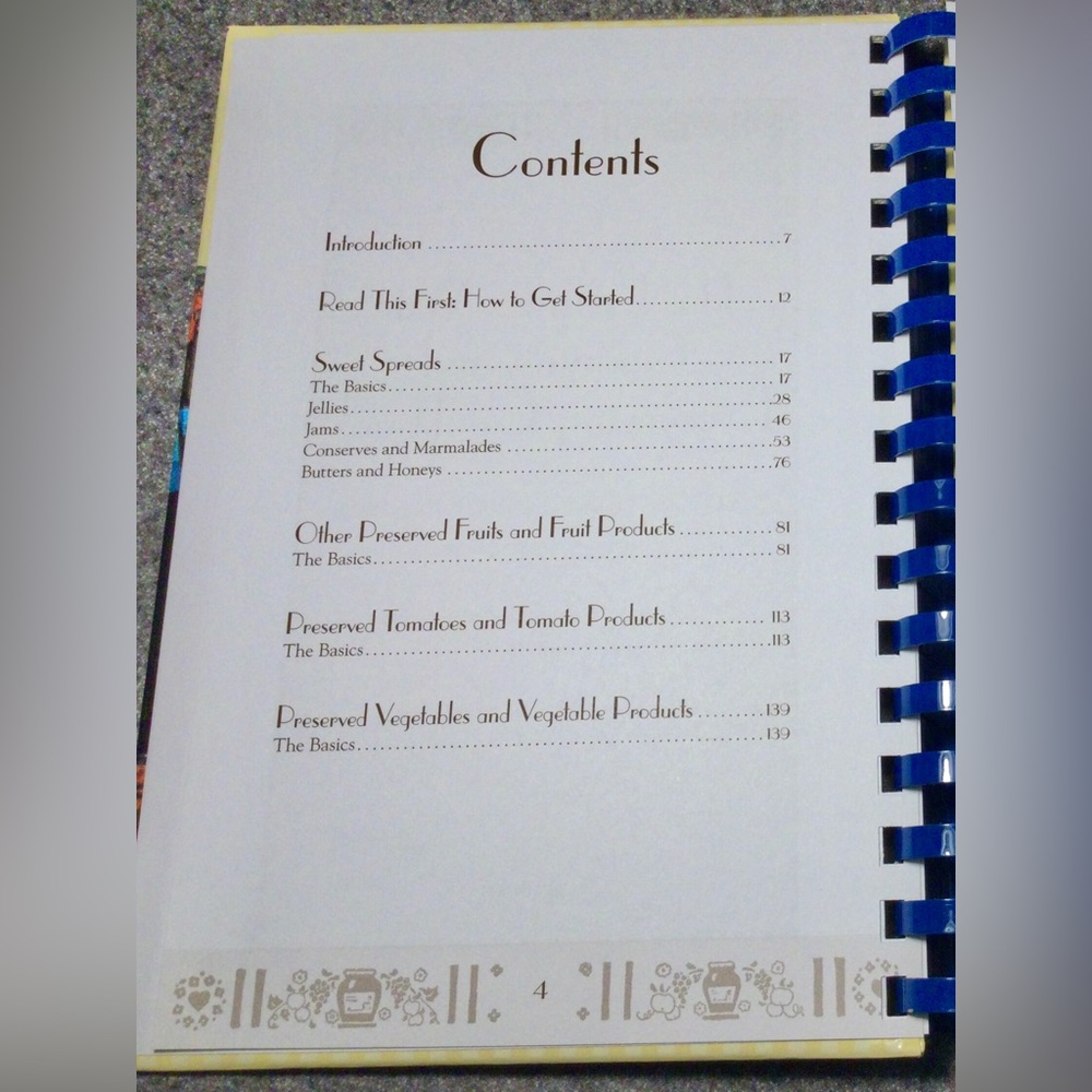 The Farmer's Wife Canning and Preserving Cookbook : Over 250 Blue-Ribbon Recipes - Picture 6 of 9